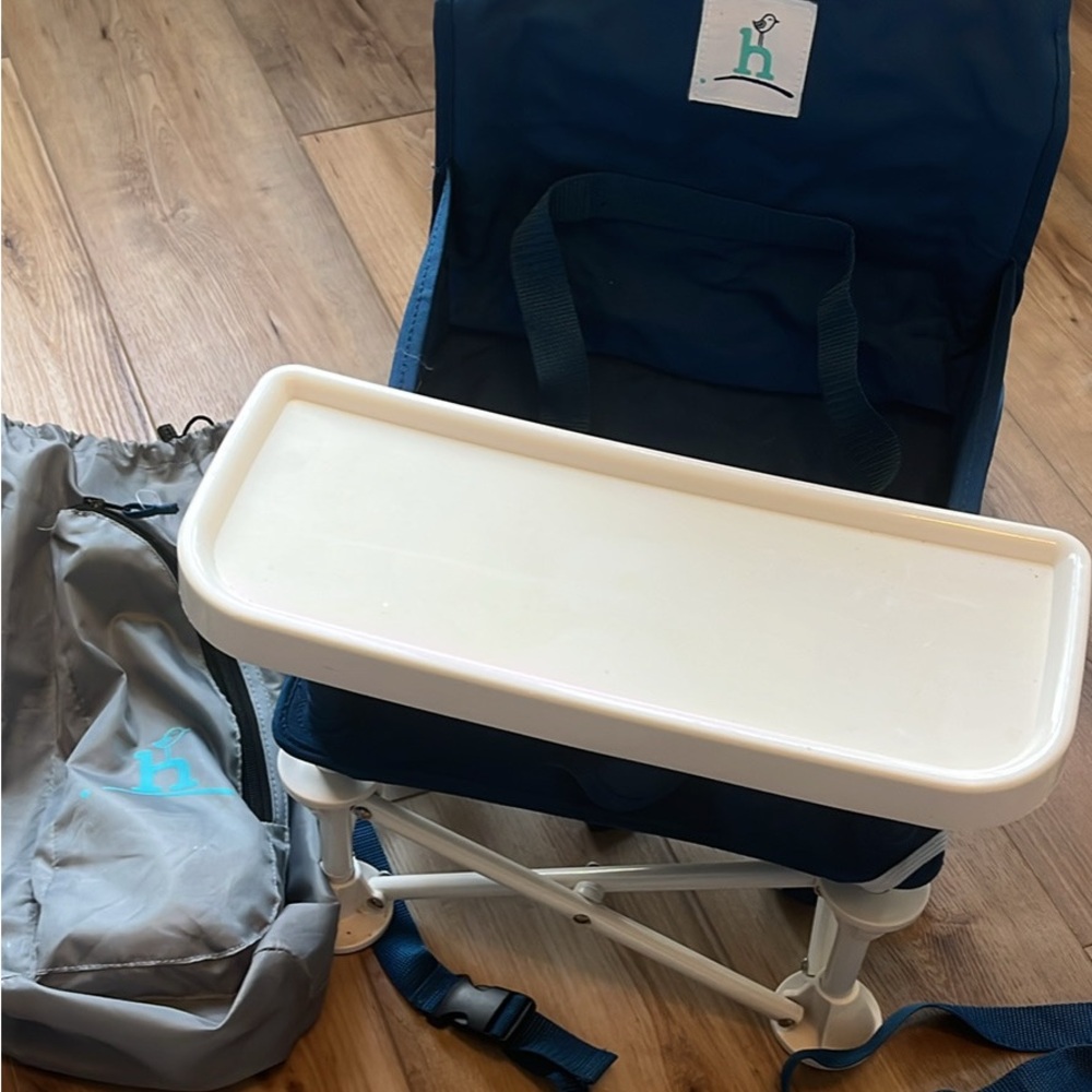 Hiccapop Blue Portable High Chair with Tray - Picture 4 of 4